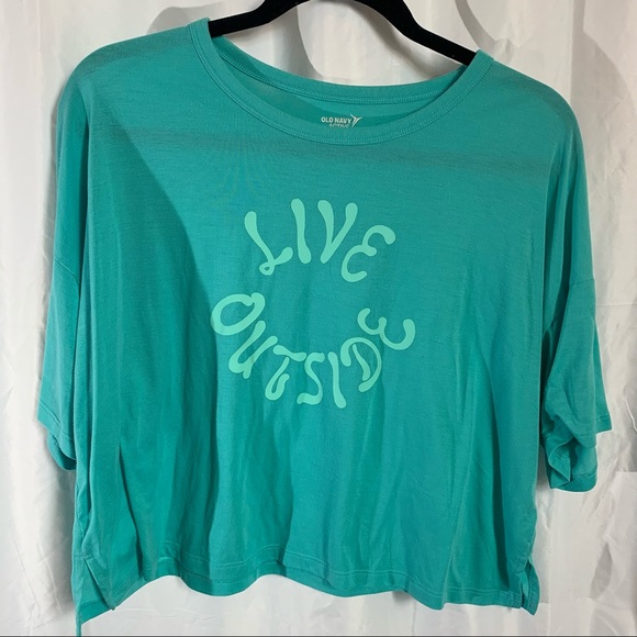 Old Navy Active Cropped Loose Tee Shirt - Picture 5 of 5